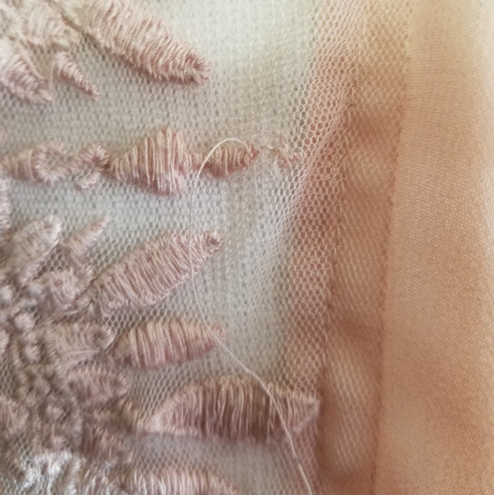 Pink sheer embroidered shirt - Picture 7 of 8